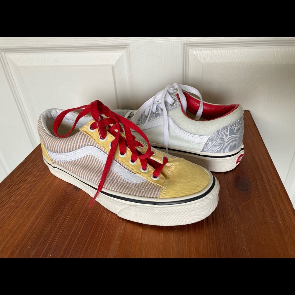 VANS ‘Off the Wall’ Mismatch Style 36 Stripe Floral Canvas Sneakers 8W 6.5M New